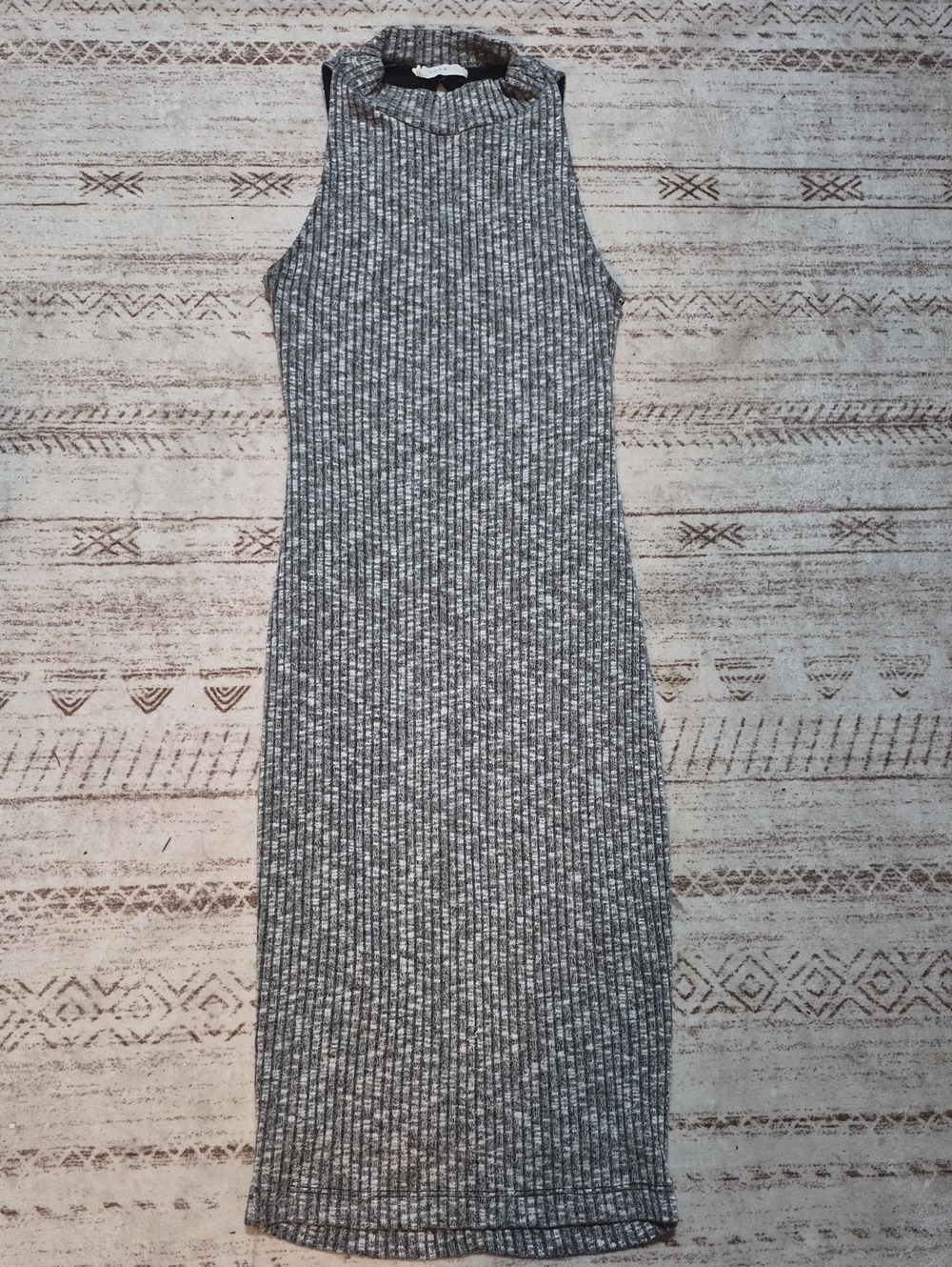 Lush Sleeveless Ribbed Midi Dress - Heather Gray